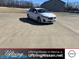 Used 2020 Ford Fusion SE image 1