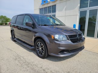 Used 2016 Dodge Grand Caravan SE image 1