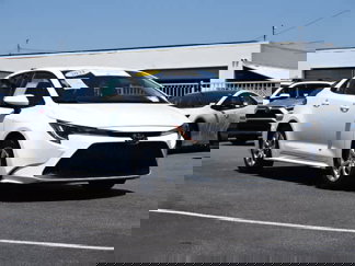 Certified 2021 Toyota Corolla LE image 1