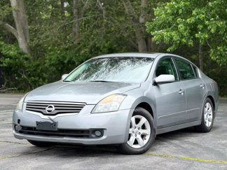 Used 2009 Nissan Altima 2.5 SL w/ SL Pkg image 1