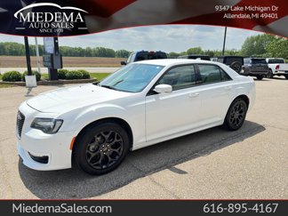 Used 2022 Chrysler 300 Touring L image 1
