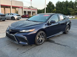 Certified 2021 Toyota Camry SE image 1