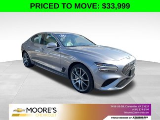 Used 2024 Genesis G70 2.5T image 1