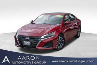 Used 2023 Nissan Altima 2.5 SV w/ SV Premium Package image 1
