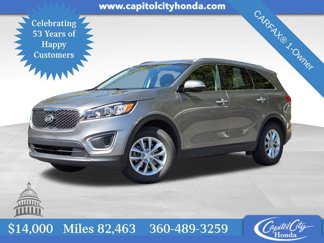 Used 2017 Kia Sorento LX w/ LX Convenience Package image 1