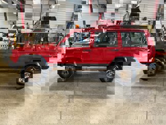 Used 1995 Jeep Cherokee SE image 1