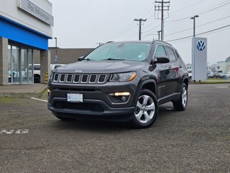 Used 2018 Jeep Compass Latitude w/ Cold Weather Group image 1