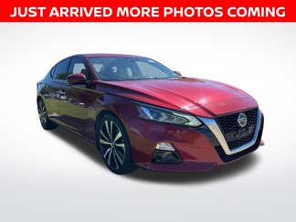 Used 2019 Nissan Altima 2.5 Platinum image 1