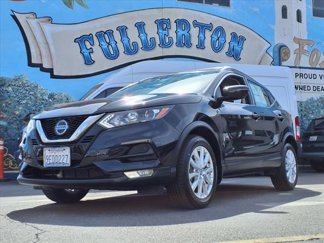 Used 2021 Nissan Rogue Sport SV image 1