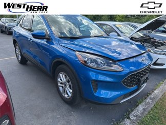 Used 2021 Ford Escape SE w/ Cold Weather Package image 1