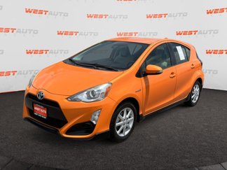 Used 2017 Toyota Prius C One image 1
