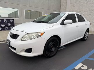 Used 2010 Toyota Corolla LE image 1