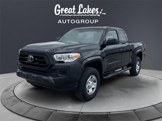 Used 2022 Toyota Tacoma SR image 1