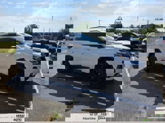 Used 2022 Nissan Murano SV image 1