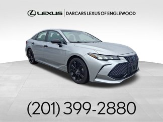 Used 2022 Toyota Avalon XSE image 1