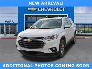 Used 2021 Chevrolet Traverse LT image 1