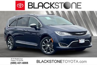 Used 2017 Chrysler Pacifica Limited w/ Advanced Safetytec Group image 1