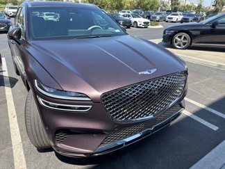 Used 2023 Genesis GV70 2.5T w/ Advanced Package image 1
