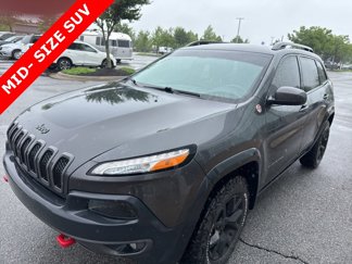 Used 2017 Jeep Cherokee Trailhawk image 1