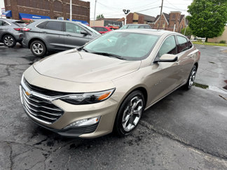 Used 2024 Chevrolet Malibu LT image 1