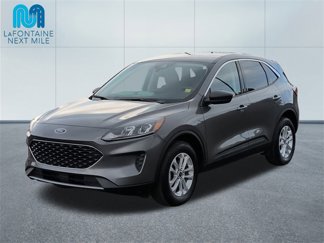 Used 2022 Ford Escape SE w/ Cold Weather Package image 1
