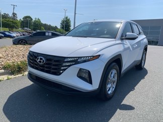 Certified 2024 Hyundai Tucson SE image 1
