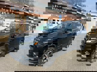 Used 2020 Jeep Cherokee Limited image 1