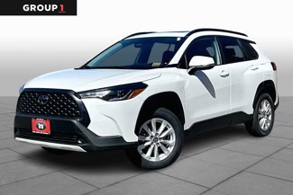 Used 2023 Toyota Corolla Cross LE image 1