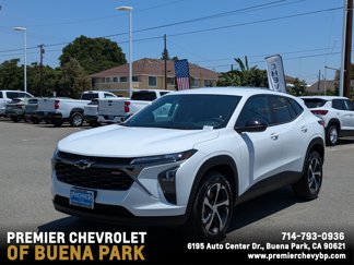 Used 2025 Chevrolet Trax RS w/ Driver Confidence Package image 1