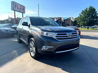 Used 2012 Toyota Highlander Limited image 1