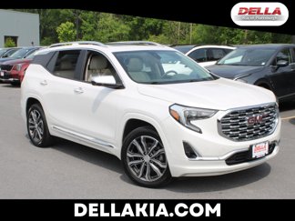 Used 2020 GMC Terrain Denali w/ Denali Premium Package image 1