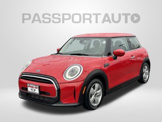 Used 2022 MINI Cooper 2-Door Hardtop image 1