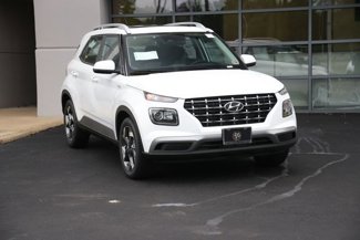 New 2025 Hyundai Venue SEL image 1