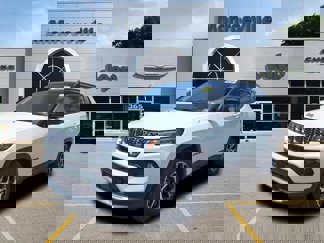 New 2025 Jeep Compass Limited image 1