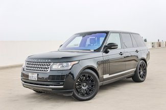 Used 2017 Land Rover Range Rover HSE image 1