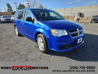 Used 2019 Dodge Grand Caravan SE w/ UConnect Hands-Free Group image 1