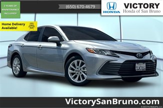 Used 2024 Toyota Camry LE image 1