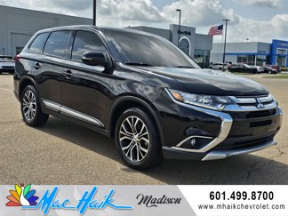 Used 2018 Mitsubishi Outlander SE image 1