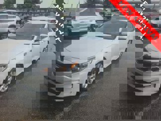 Used 2018 Kia Optima LX w/ 17" Alloy Wheels Package image 1