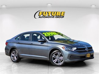 Used 2024 Volkswagen Jetta SE video 1
