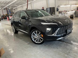 New 2025 Buick Envision Avenir image 1