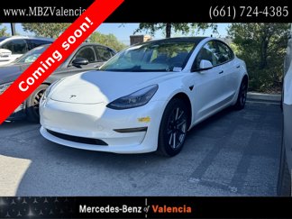 Used 2022 Tesla Model 3 Standard Range image 1