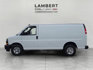 Used 2018 Chevrolet Express 2500 image 1