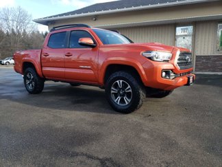 Used 2016 Toyota Tacoma TRD Sport w/ Towing Package image 1