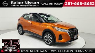 Used 2024 Nissan Kicks SV image 1