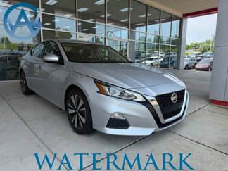 Used 2022 Nissan Altima 2.5 SV image 1