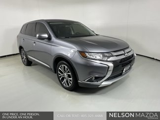 Used 2018 Mitsubishi Outlander SE image 1