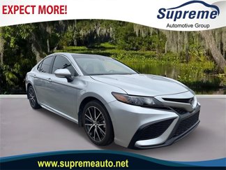 Used 2023 Toyota Camry SE image 1