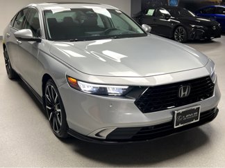 Used 2024 Honda Accord Touring image 1