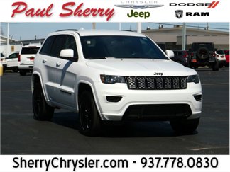 Used 2021 Jeep Grand Cherokee Laredo X image 1